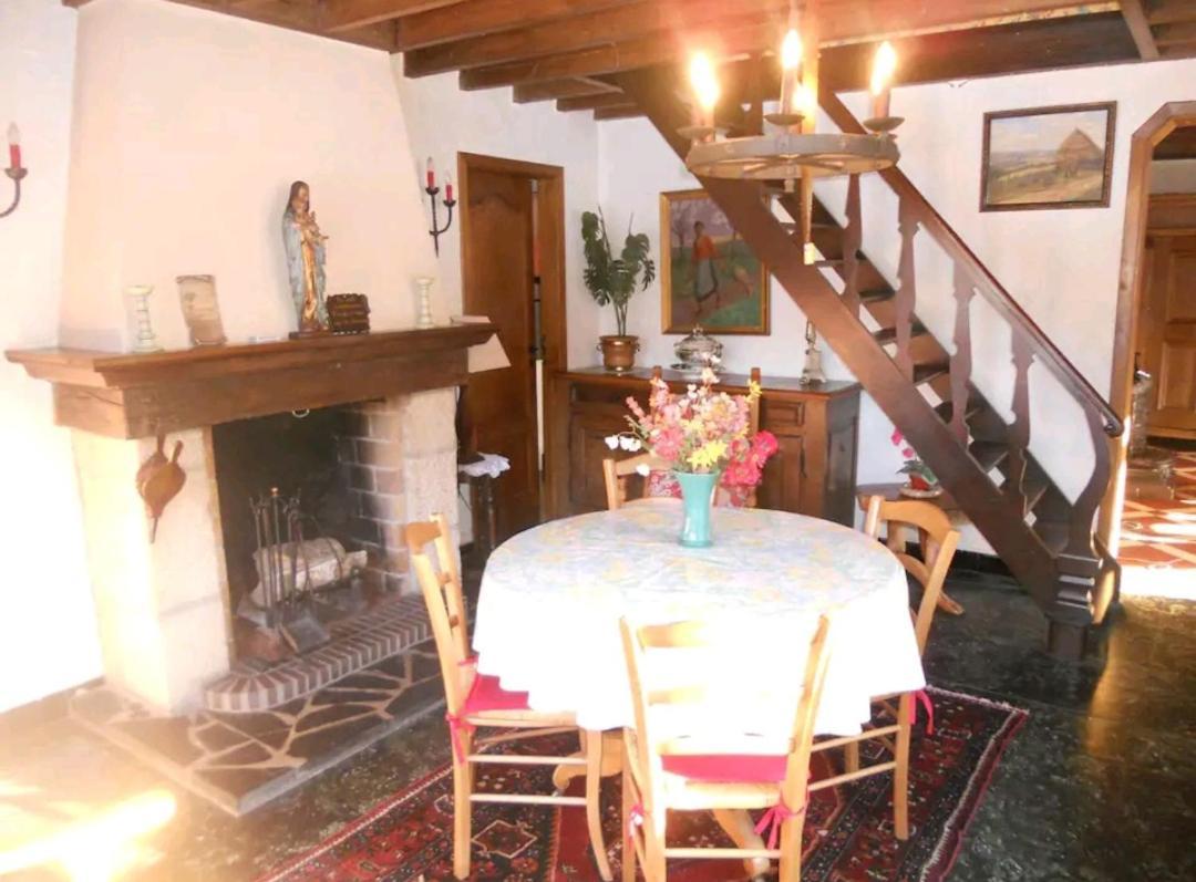 Propriete Bordee D'Etangs, Propice A La Detente Florenville Exterior photo