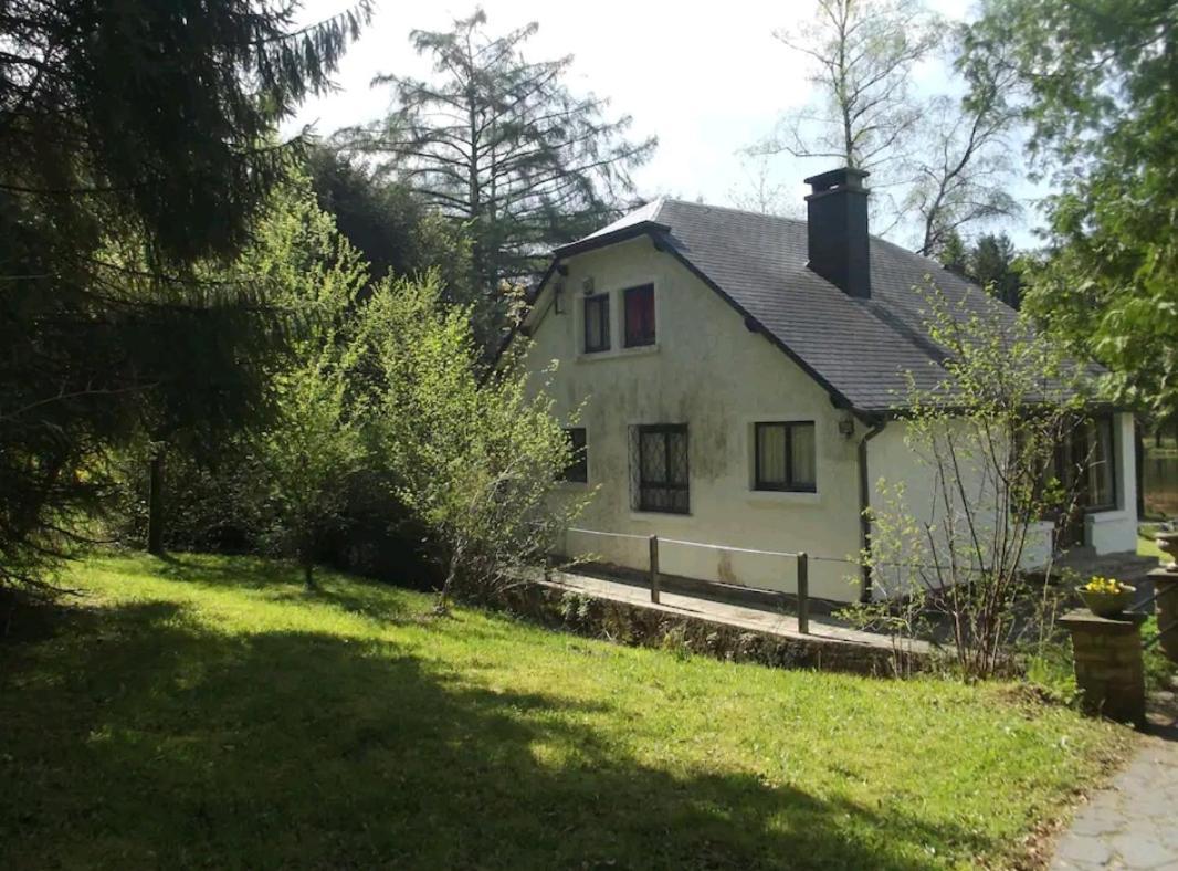 Propriete Bordee D'Etangs, Propice A La Detente Florenville Exterior photo