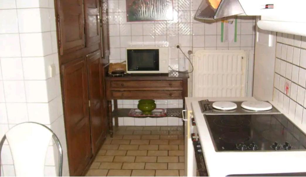 Propriete Bordee D'Etangs, Propice A La Detente Florenville Exterior photo