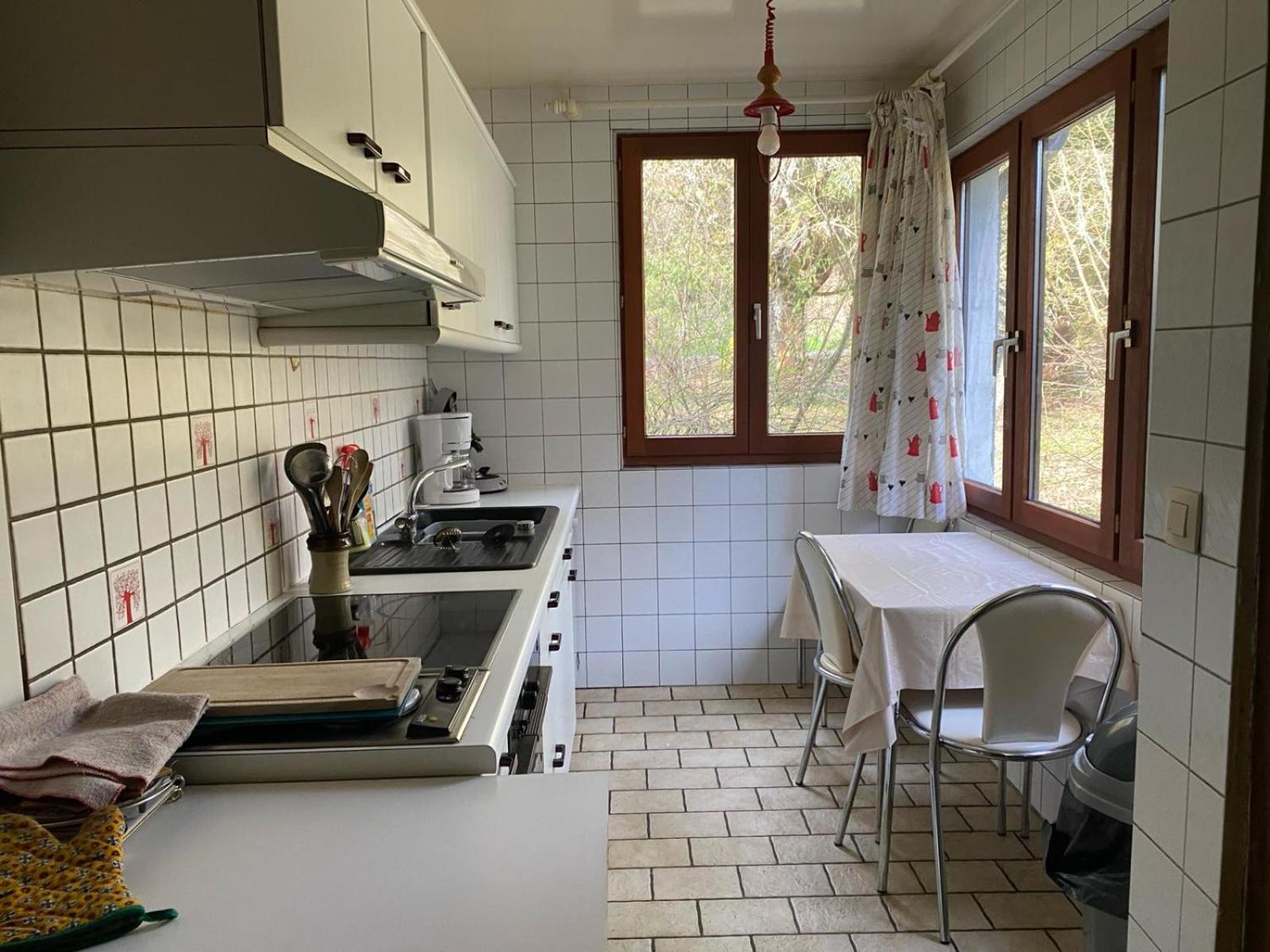 Propriete Bordee D'Etangs, Propice A La Detente Florenville Exterior photo